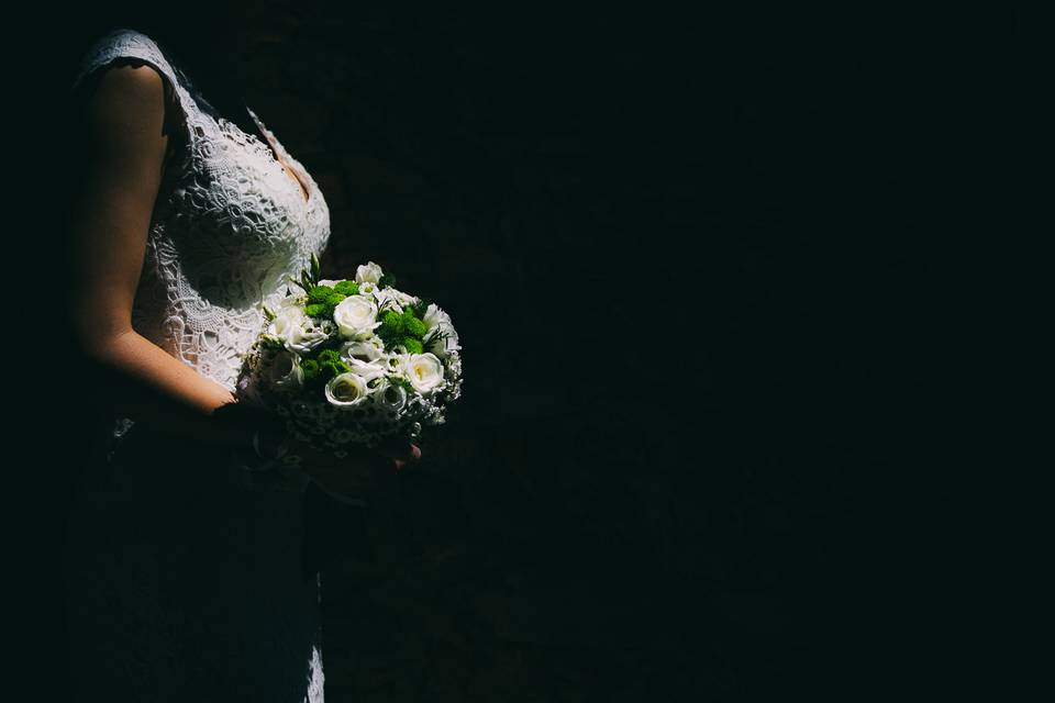 The bride and bouquet