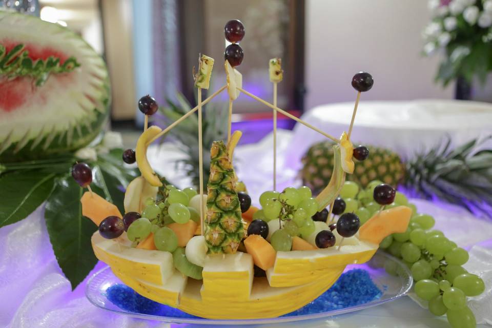 Fruit sailing ship