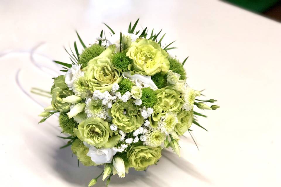 Bouquet sposa rose verdi