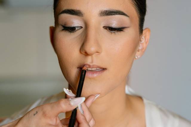 Rebecca Iori Makeup Artist