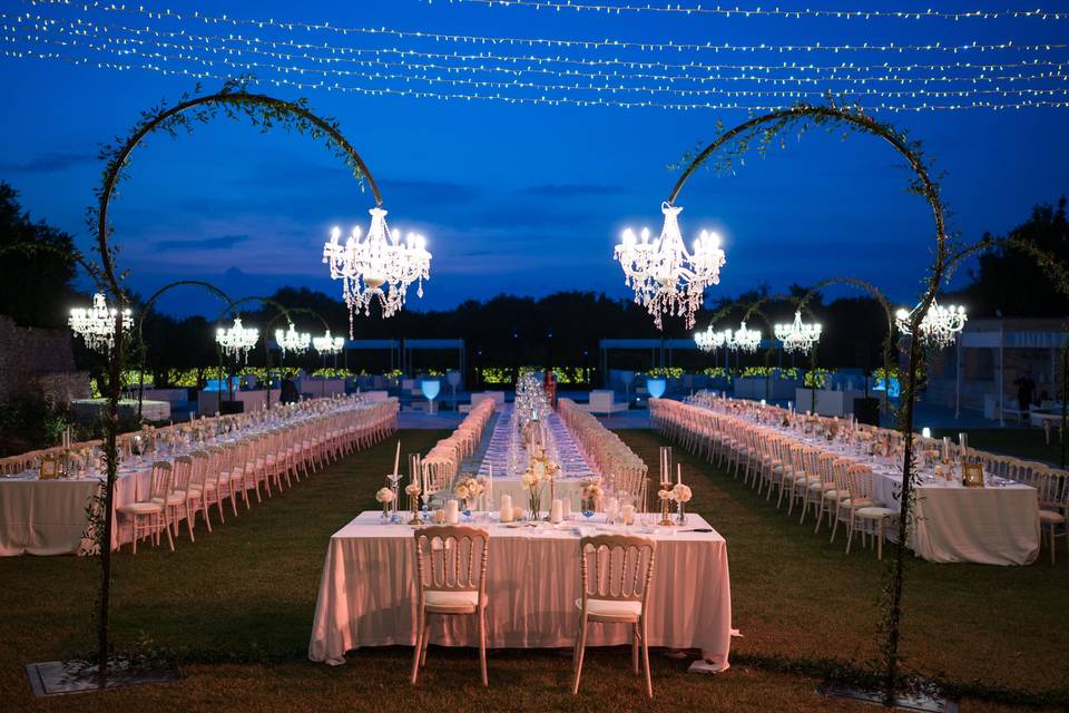 Allestimento della cena