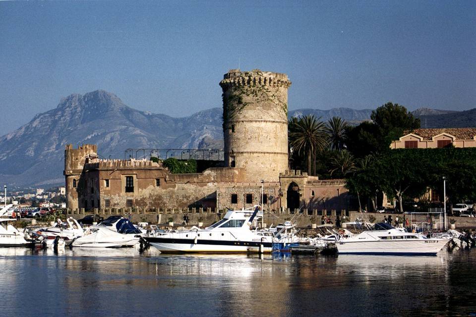 Castello di San Nicola L'Arena