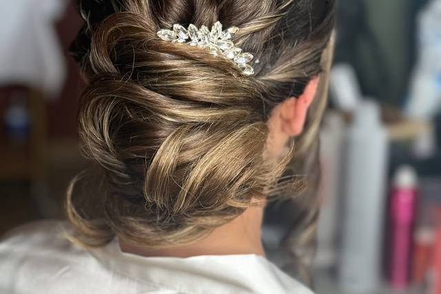 Hair makeup