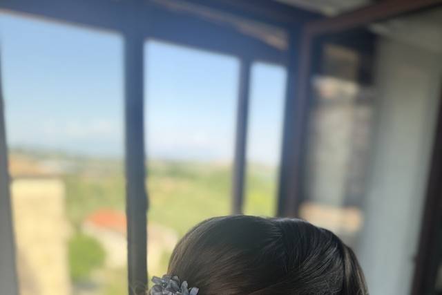 Hair makeup