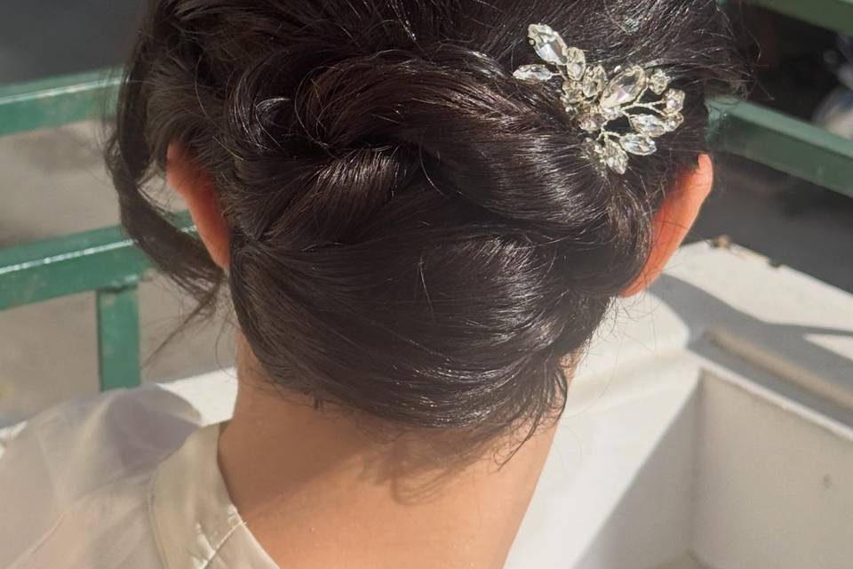 Hair make up
