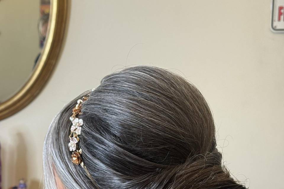 Hair make up