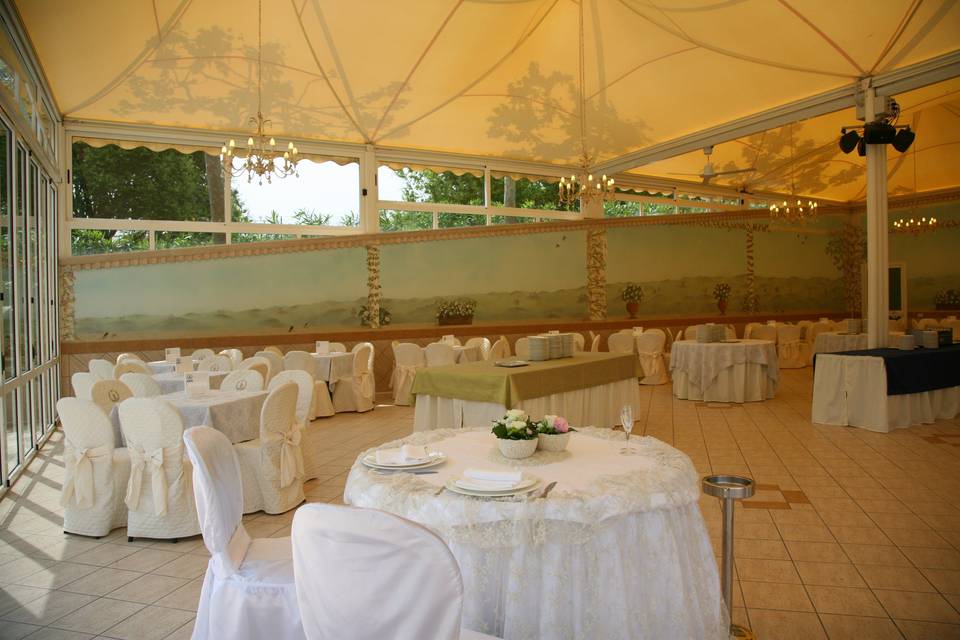 Buffet al gazebo Elite