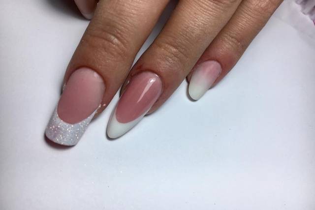 ElyNailsRoom