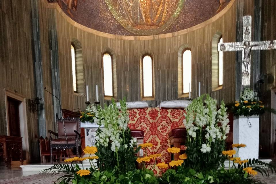 Fiori chiesa