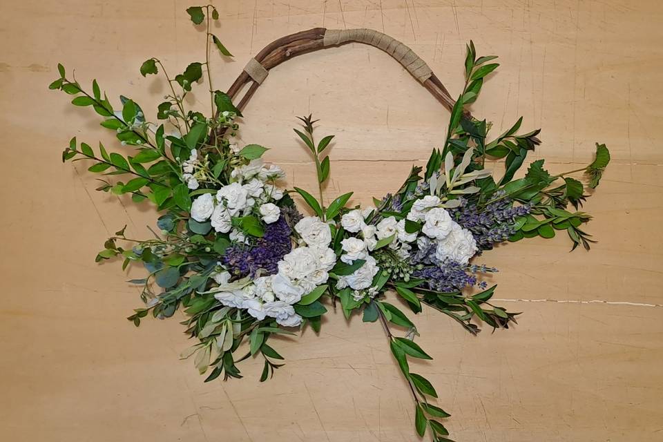 Hoop bouquet