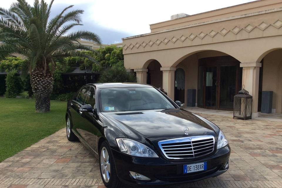 Limousine Service and Guide Sicily