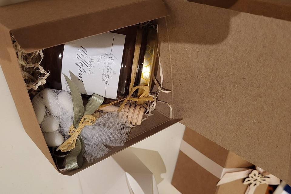 Confezione miele e confetti