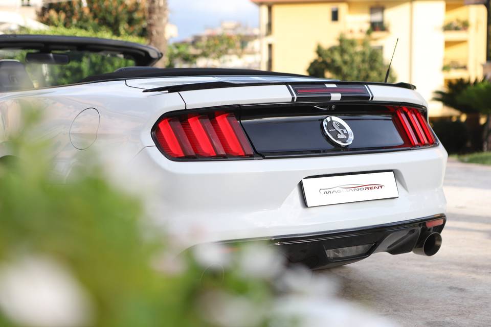 Ford mustang cabrio