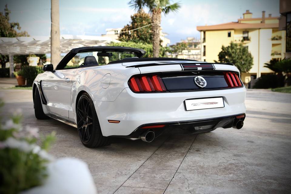 Ford mustang cabrio