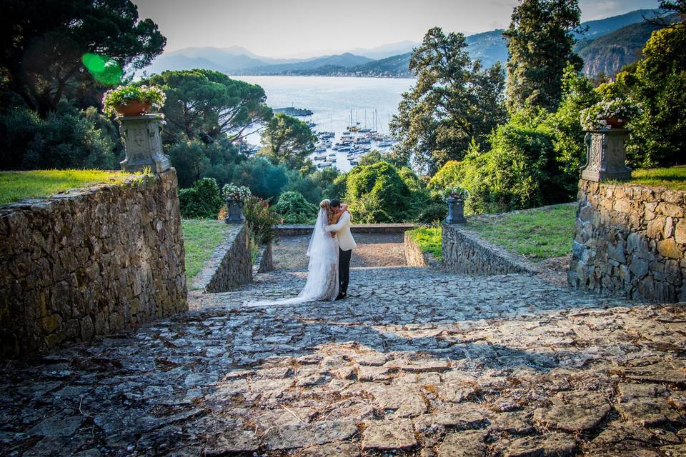 Sposa con bouquet