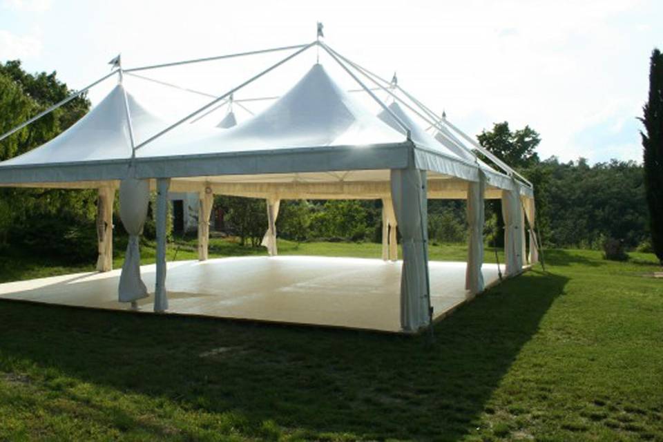 Gazebo con pedana