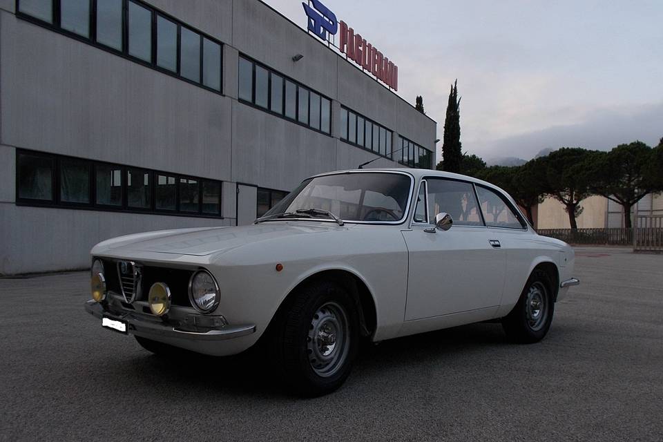 Alfa Romeo GT 1600 Junior