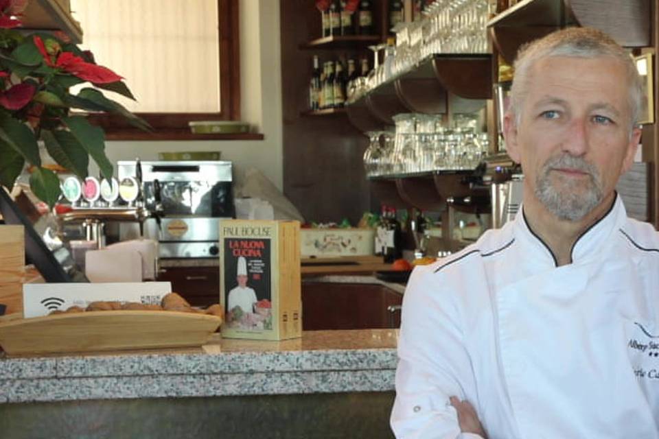 Lo chef pensieroso