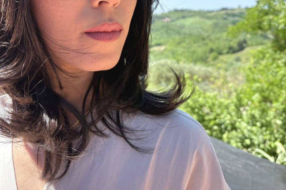 Soft and glow make-up