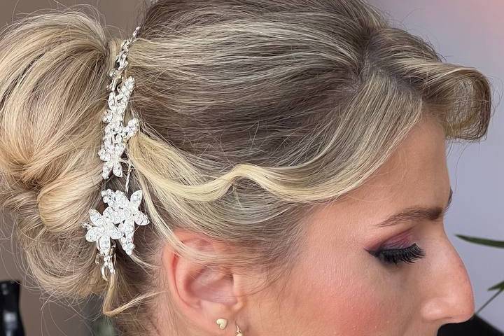 Acconciatura e make-up sposa