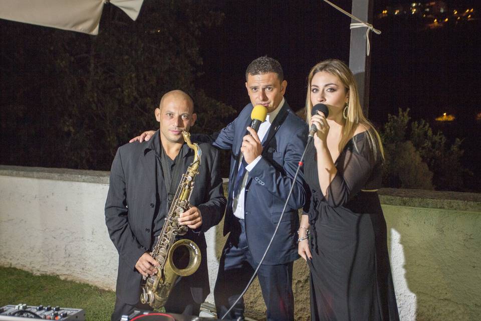 Trio - DeeJay-Sax-Cantante