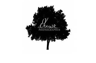 Omar Photographer logo