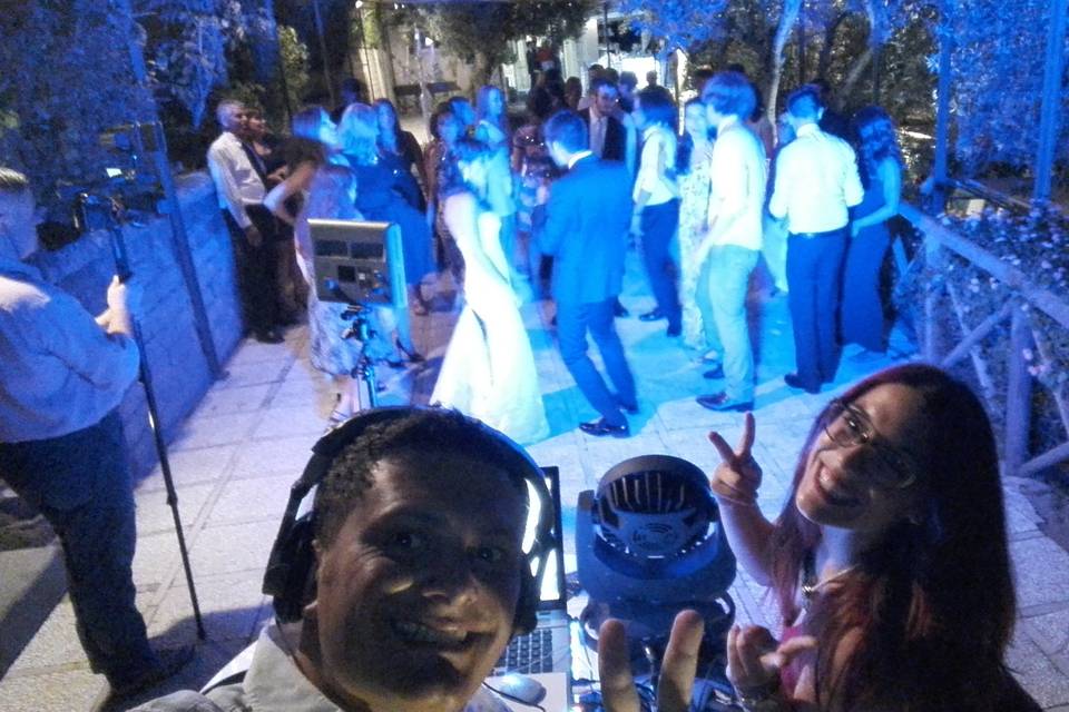 Selfie deejay animatrice