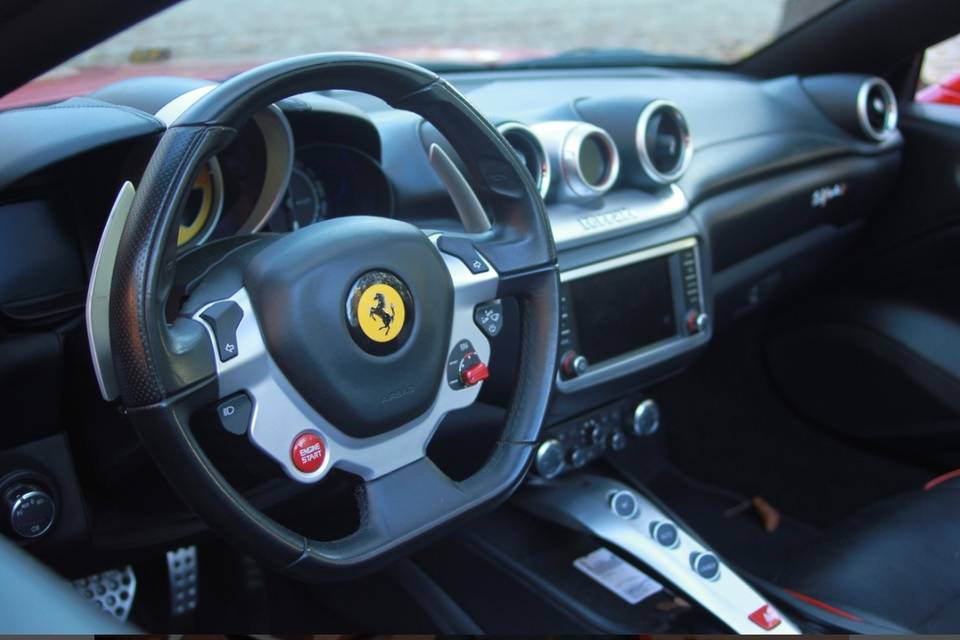 Interno Ferrari California