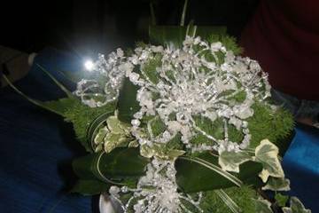 Bouquet sposa con perline e cristalli