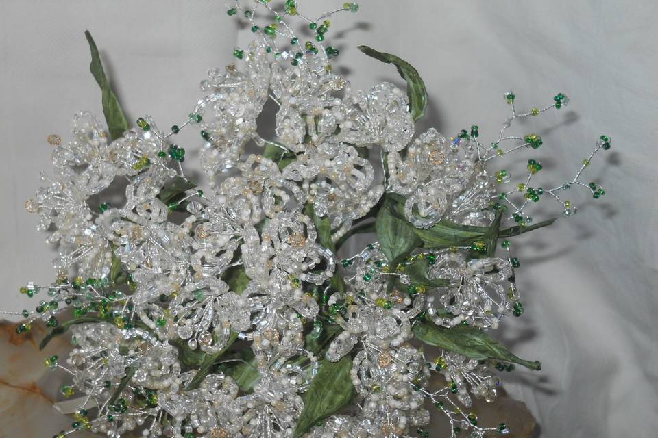 Bouquet con perline e cristalli fiore