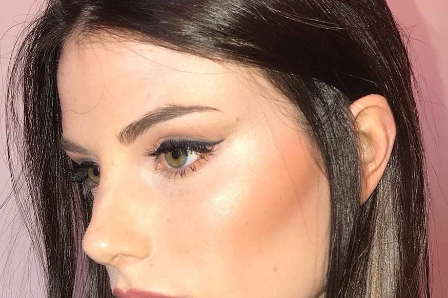 Glowing Makeup