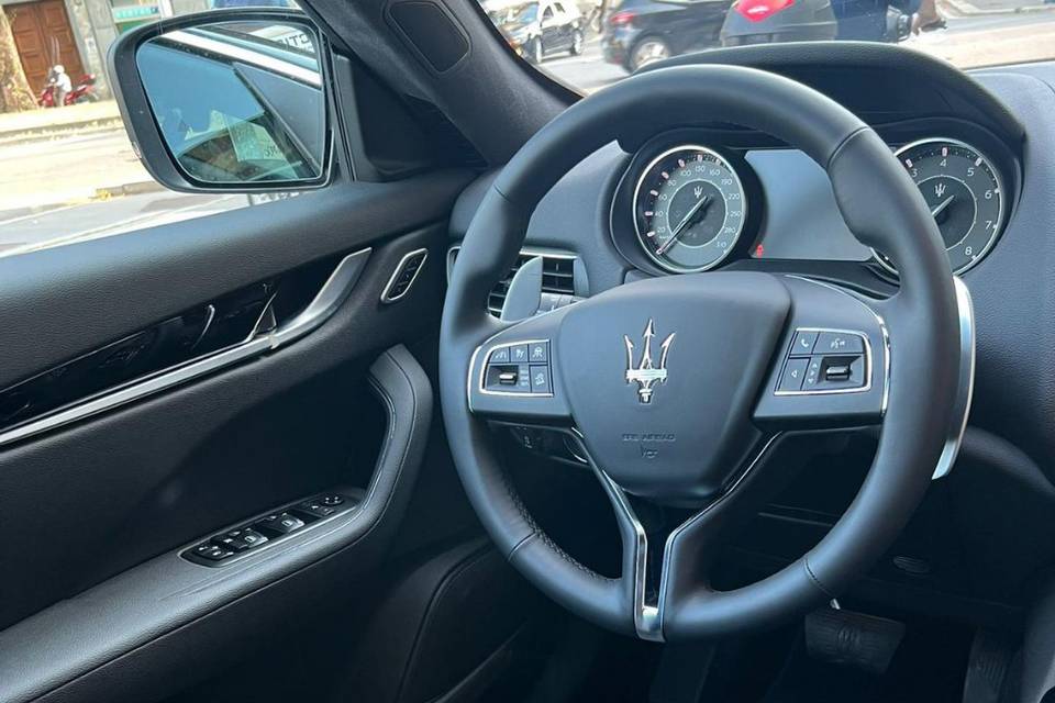 Maserati levante gt