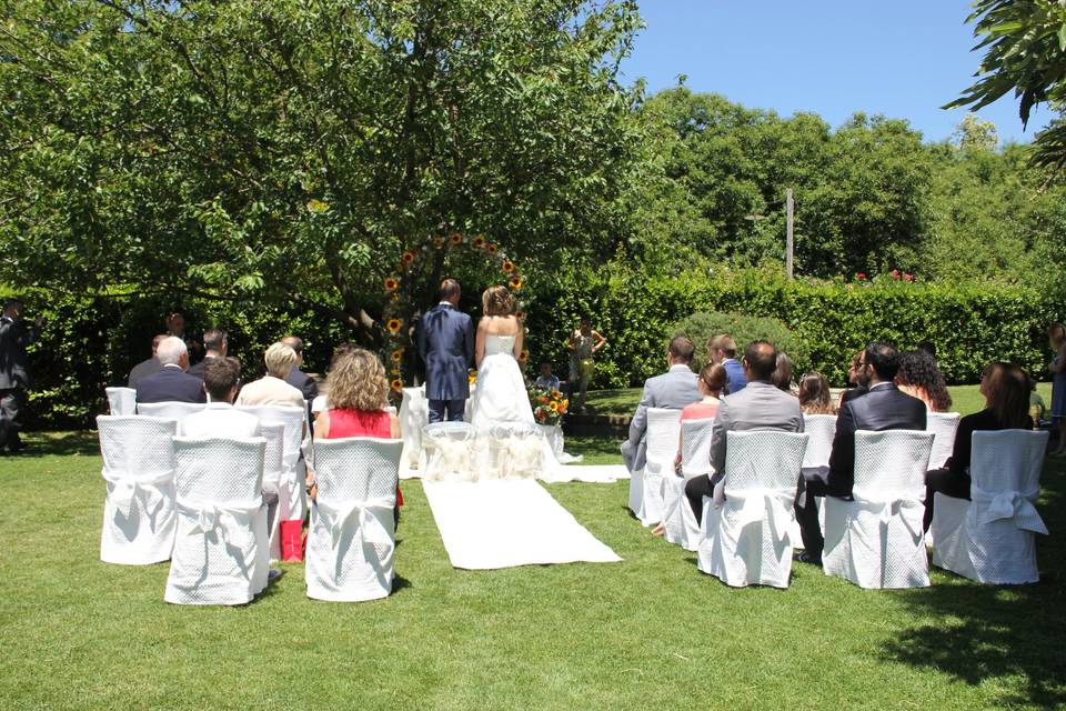 Cerimonia  civile in giardino