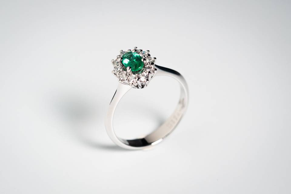 Anello Kate Medio Smeraldo