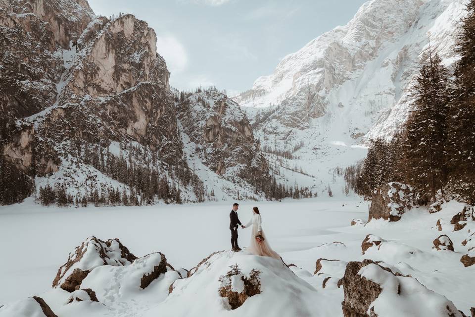 Lago di Braies in inverno