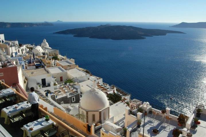 La romantica Santorini