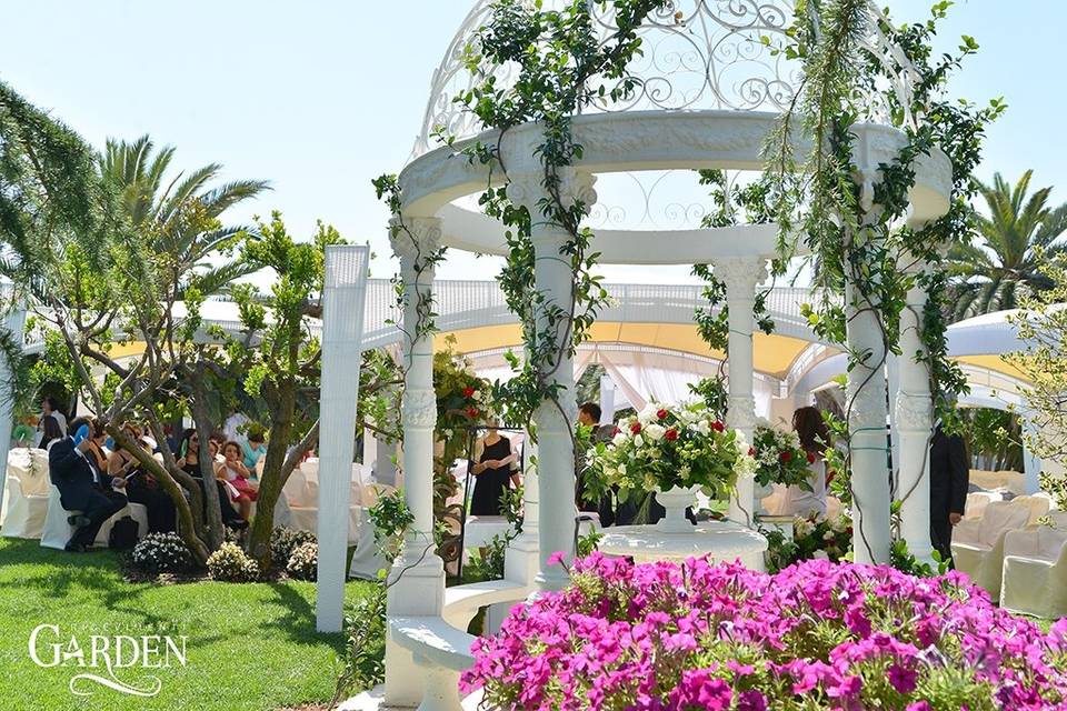 Matrimonio in giardino (2015)