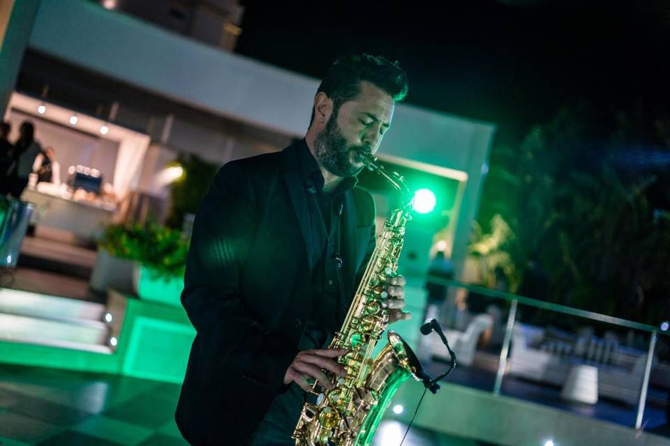 Mimmo Radogna - Sax Matrimoni ed Eventi