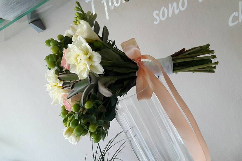 Bouquet Sposa Scomposto