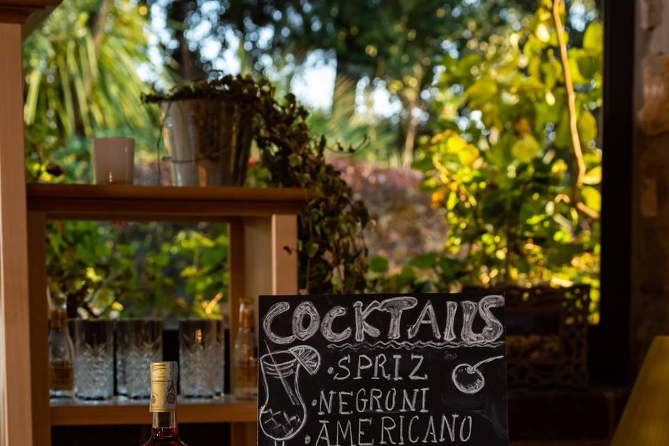 Cocktail Bar