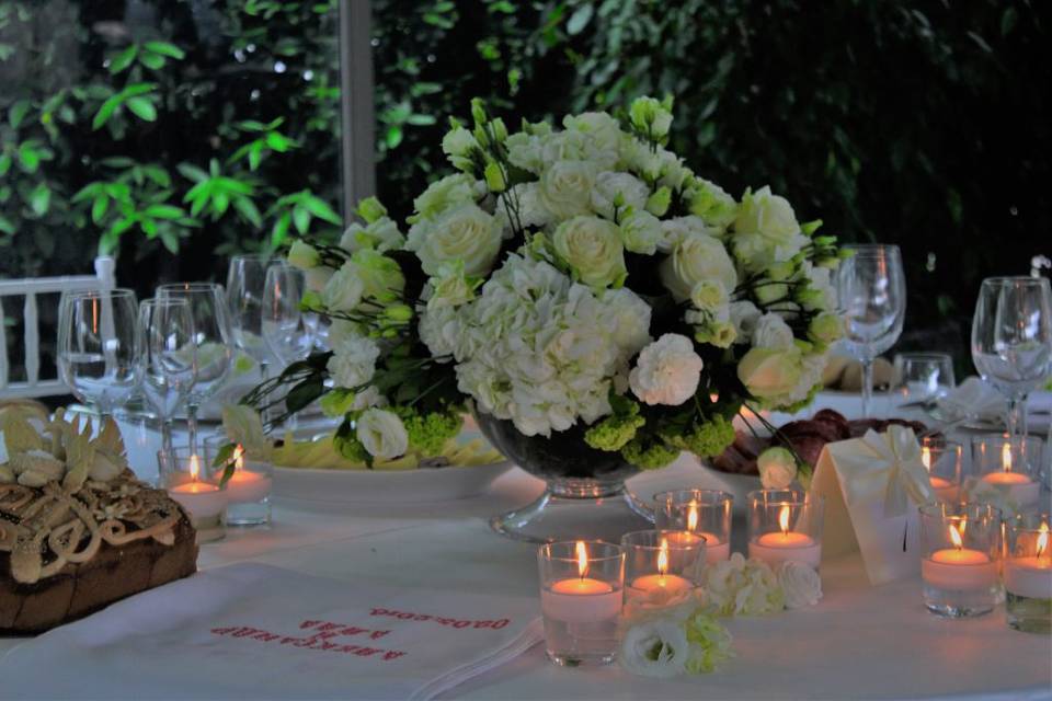 Timeless White Romance