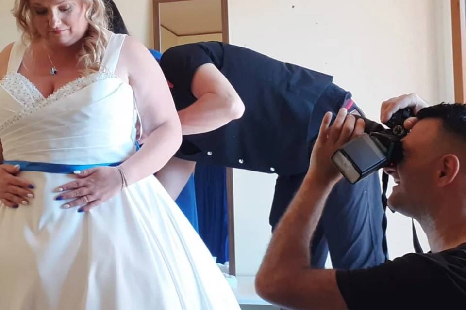 Fotografo (preparazione sposa)