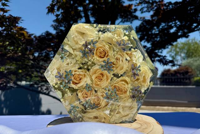 JM-Resincreations-conservazione bouquet in resina