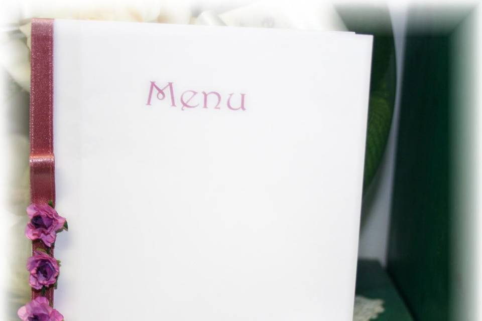 Menu con cornice e segnaposto