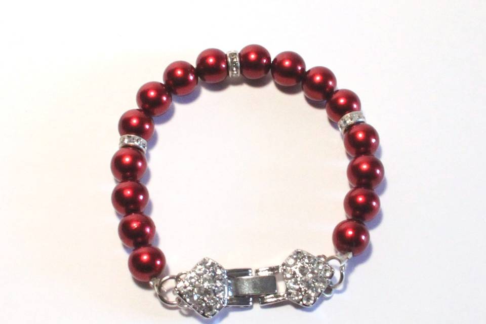 Bracciale con perle rosse