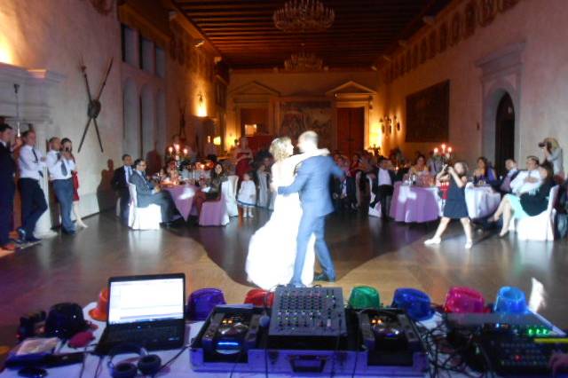 Party Wedding Dj