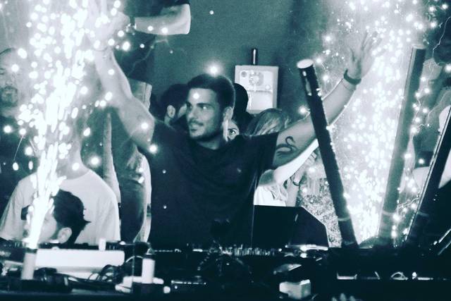 Deejay Club