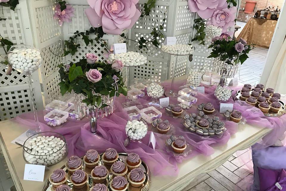 Glicine sweet table