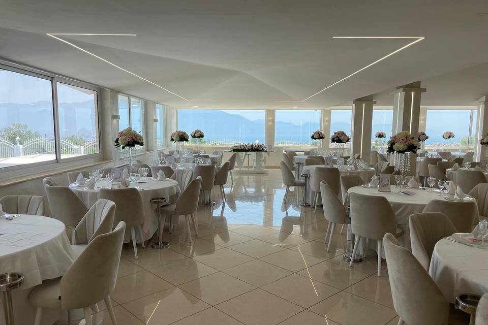 Sala sg,,,,,