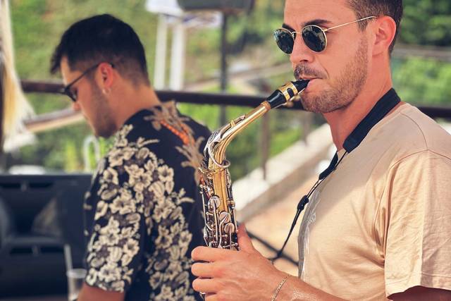 Sax live